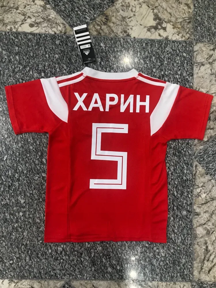 Пример нанесения фамилии и номера на футбольную форму